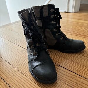 Sorel MAJOR CARLY Black and Gray boots